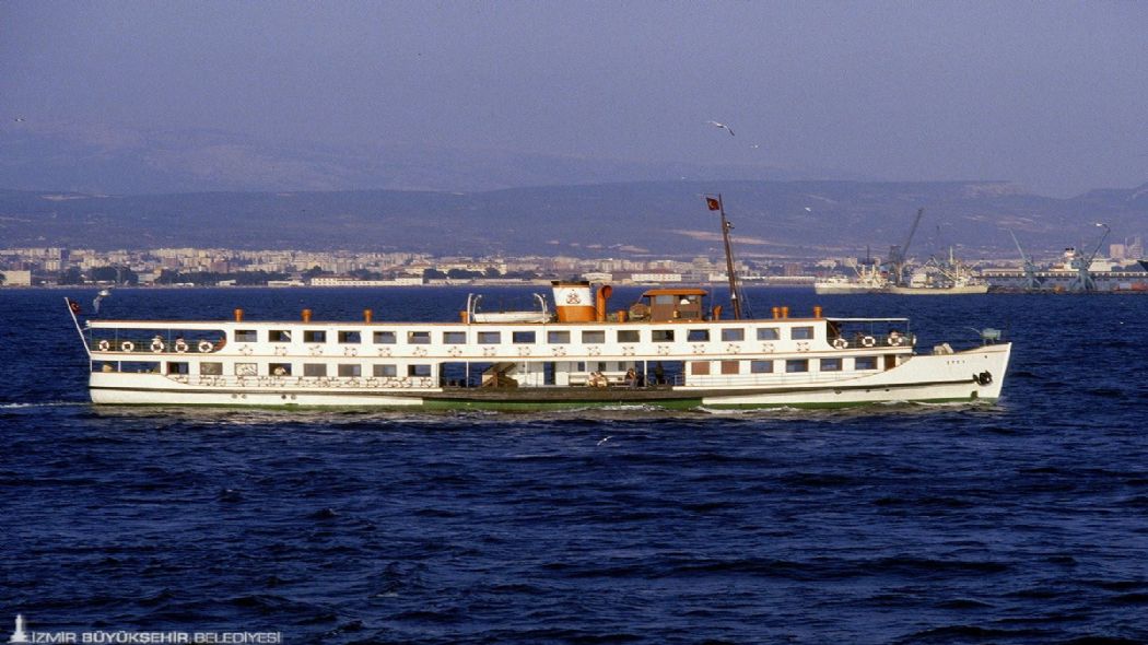 100 Yllk Deniz Yolculuu: Atatrk ve Cumhuriyet Gemileri Sergisi zmirde.