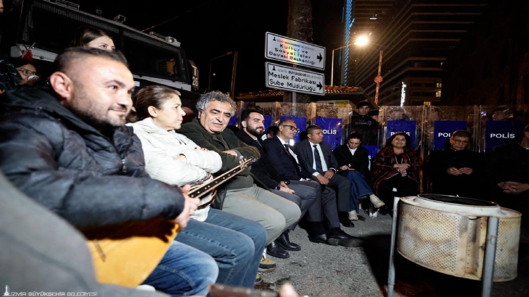 Tek ba��ma da olsam devam edece�im.