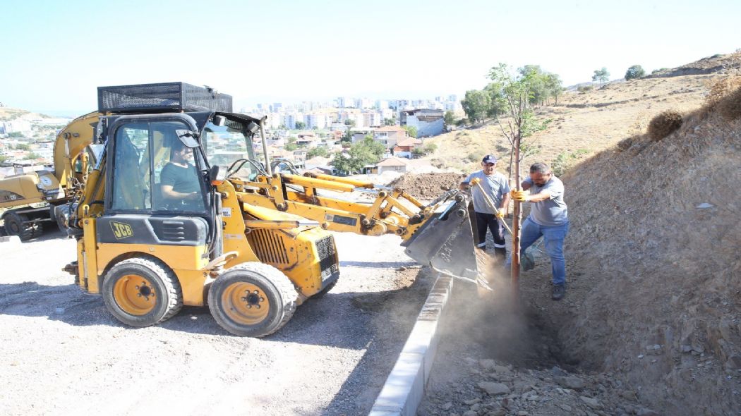 ilide yol ve park almalar hz kesmeden sryor