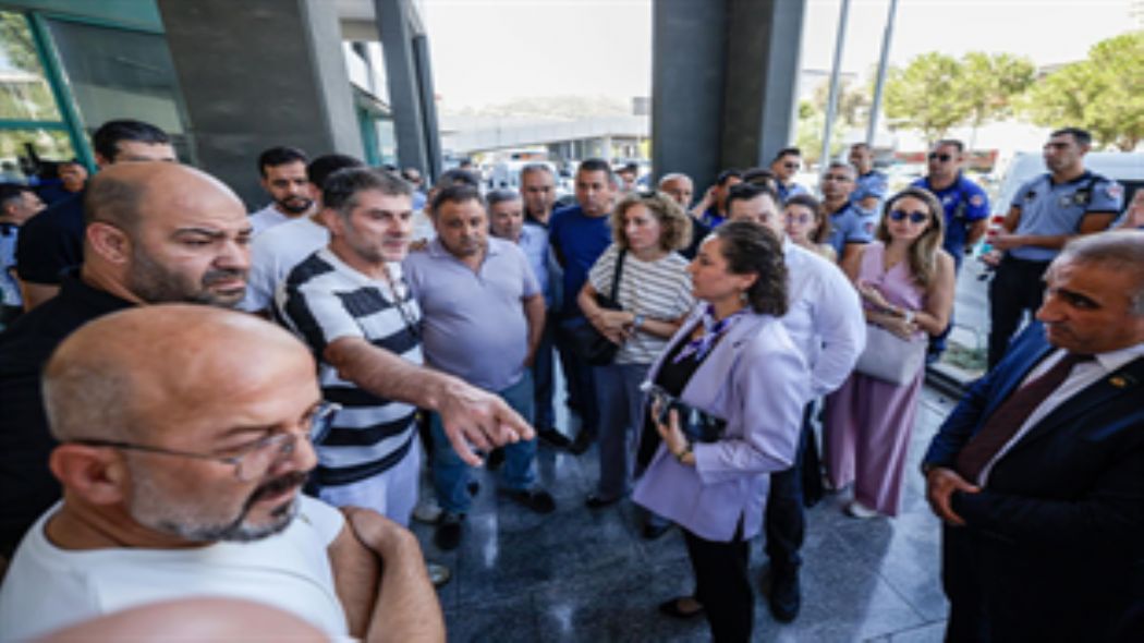 �zmir Otogar��nda kamu alacaklar� tahsil ediliyor