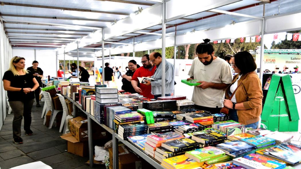 Edebiyat�n kalbi Bornova�da atacak: 7. Kitap G�nleri ba�l�yor!