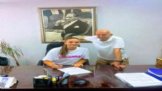 BO�NAKLARIN YEN� YILDIZI HENA TURKOV��